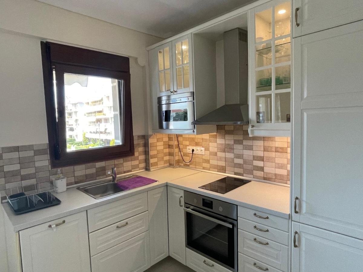 Luxury And Sunny 250 Mts From The Beach!! Peraia (Thessaloniki)