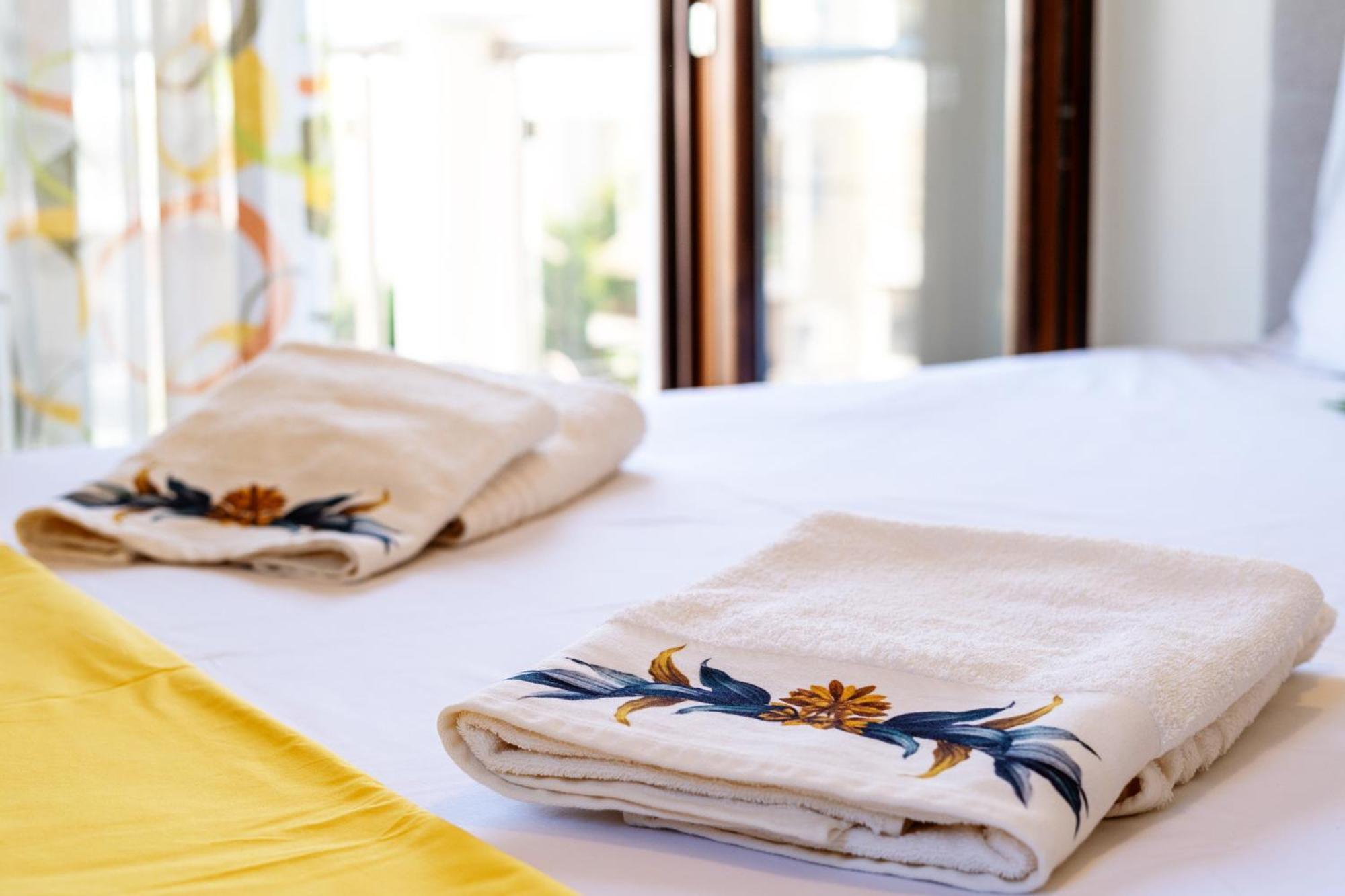 Luxury And Sunny 250 Mts From The Beach!! Peraia (Thessaloniki)