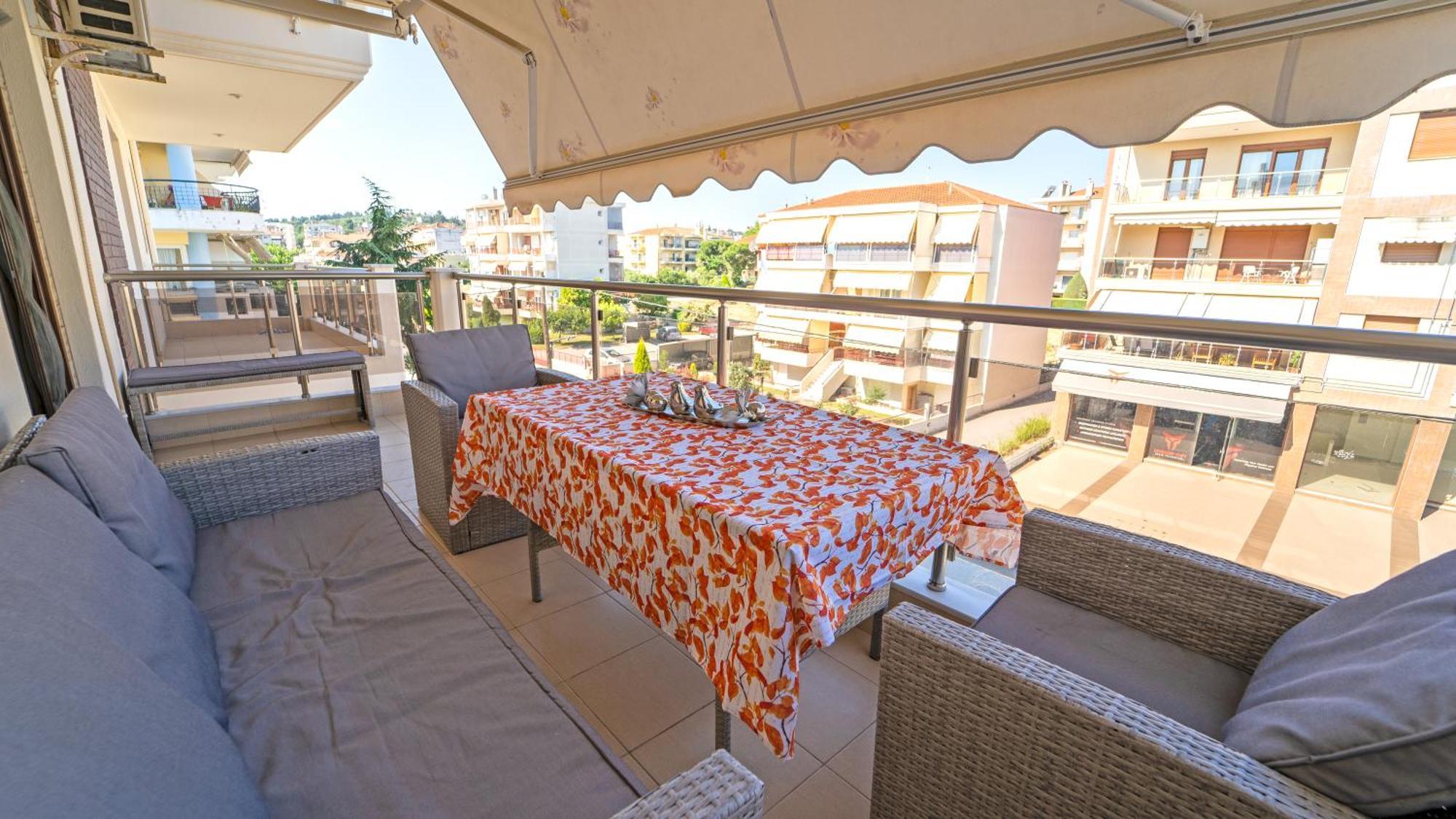 Luxury And Sunny 250 Mts From The Beach!! Peraia (Thessaloniki)
