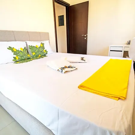 Luxury And Sunny Apartment 250 Mts From The Beach!! Peraia  Exterior photo